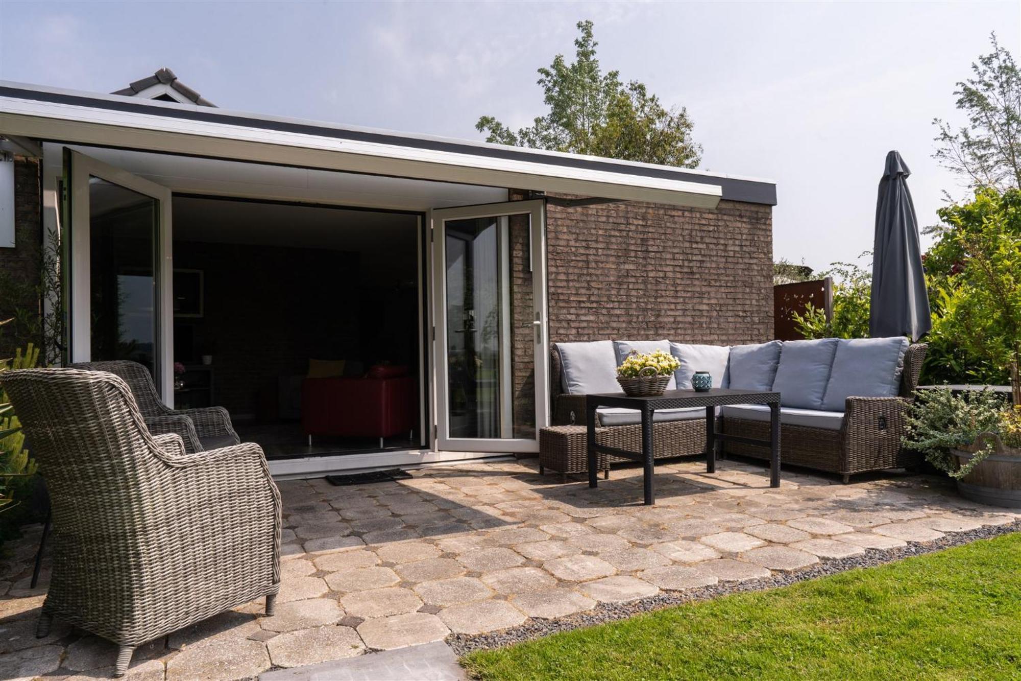 Vakantiewoning Le Garaazje 'S-Gravendeel Esterno foto